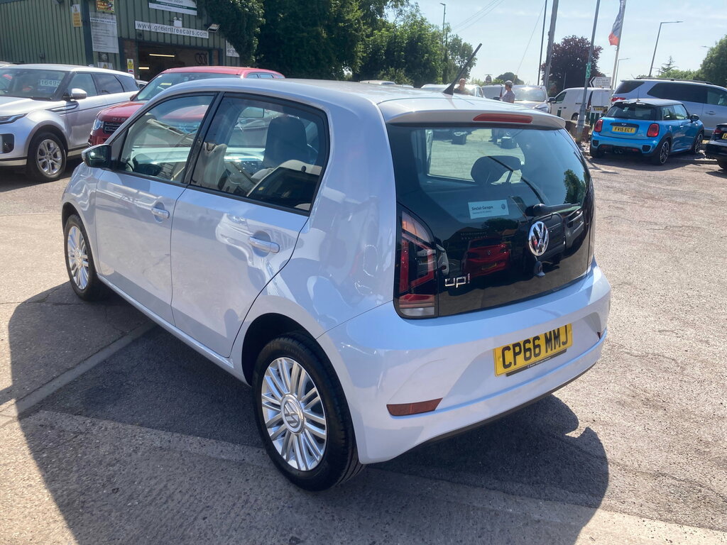Volkswagen Up Hatchback 1.0 High Up 2016 Silver #8