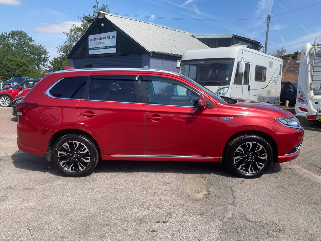 Mitsubishi Outlander 2.0H 12Kwh 4H Suv Plug-in Hybrid Cvt 4W Red #6