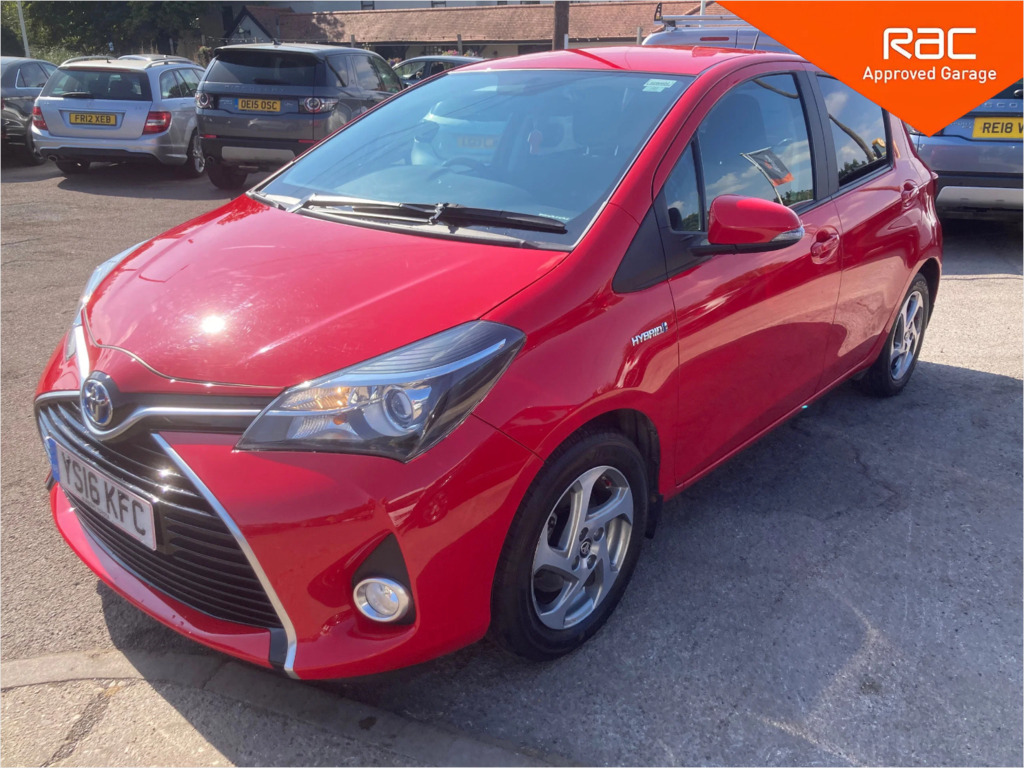 Toyota Yaris 1.5 Vvt-h Icon Hatchback Hybrid E-cvt E Red