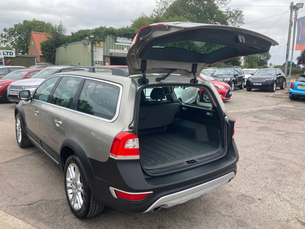 Volvo XC70 2013 13 2.4 Brown #10