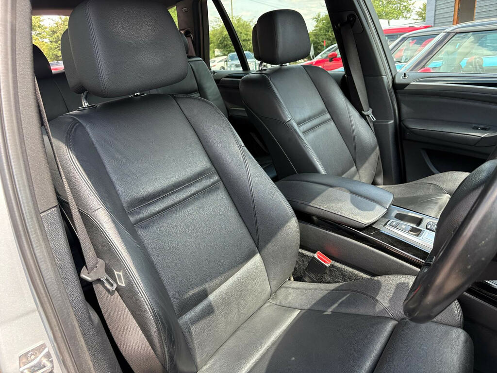 BMW X5 Xdrive30d M Sport White #26
