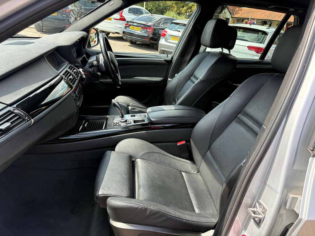 BMW X5 Xdrive30d M Sport White #12