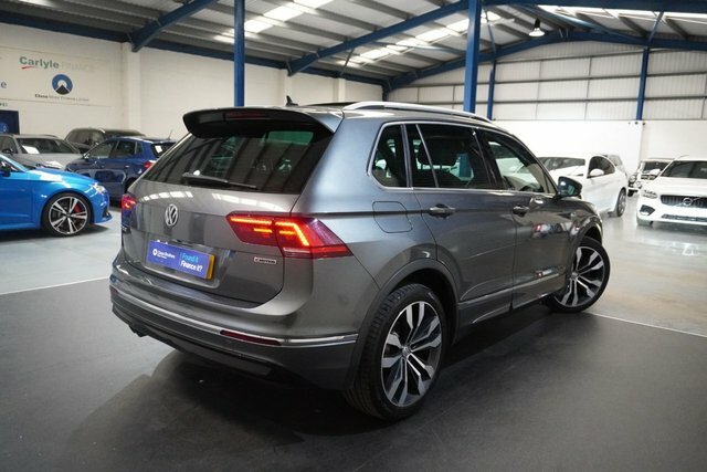 Volkswagen Tiguan Tdi R-line Suv Grey #4