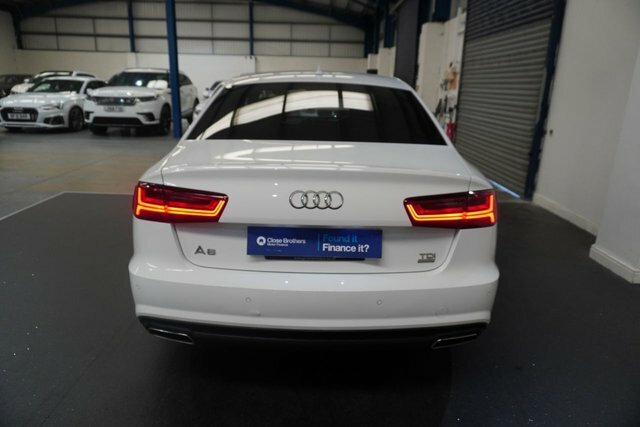Audi A6 Saloon Tdi Ultra Black Edition Black #5