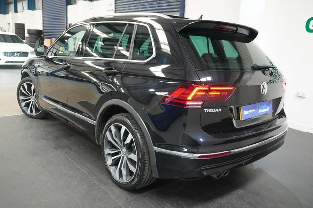Volkswagen Tiguan Tdi R-line Suv KS67XPP Black #4