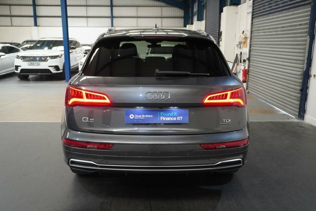 Audi Q5  Black #11