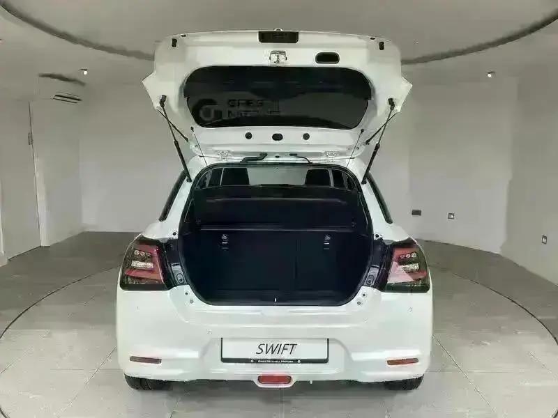 Suzuki Swift 1.2 Mild Hybrid Motion BVZ5850 White #6