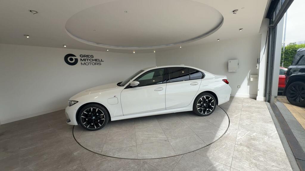 BMW 3 Series 330E 22.3 Kwh M Sport Step YC25OMX White #4