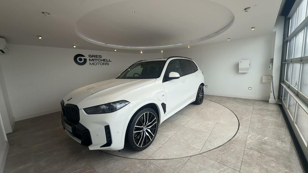 BMW X5 Xdrive50e M Sport GV23LWJ White #3