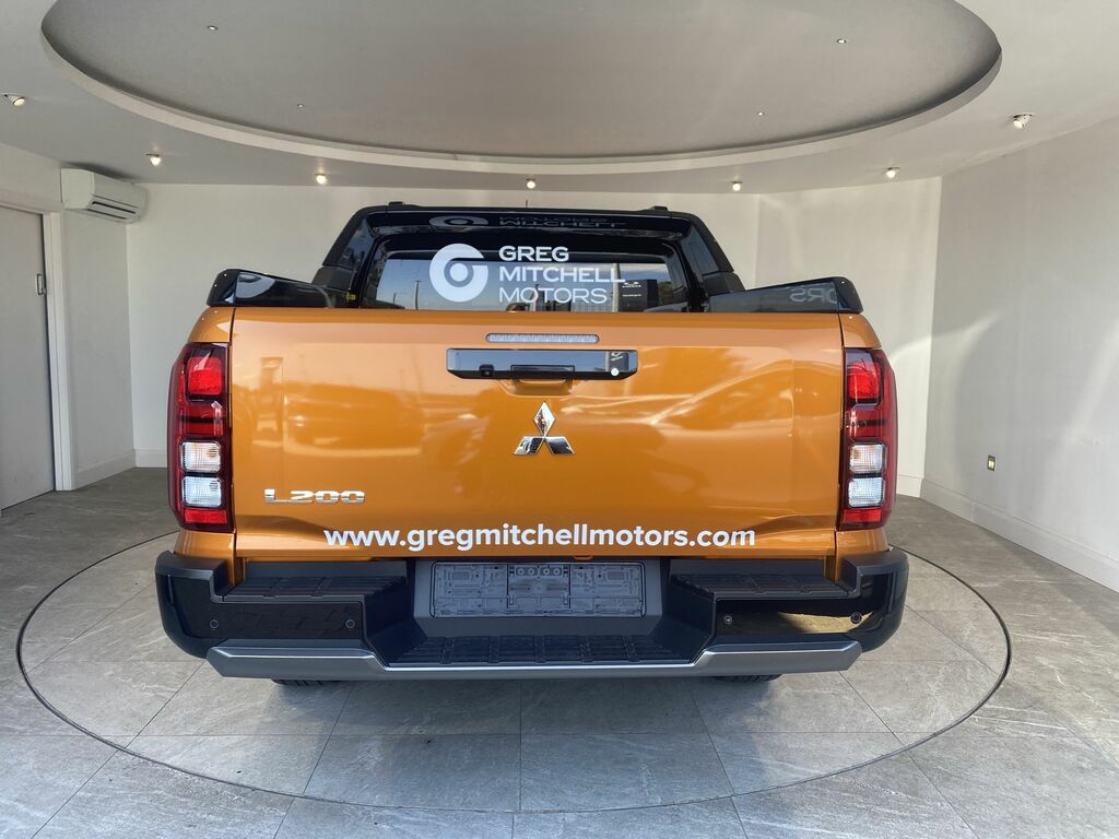 Mitsubishi L200 2.4 Bi-turbo D Barbarian Dcab Pick Up 4Wd CVZ7825 Orange #6
