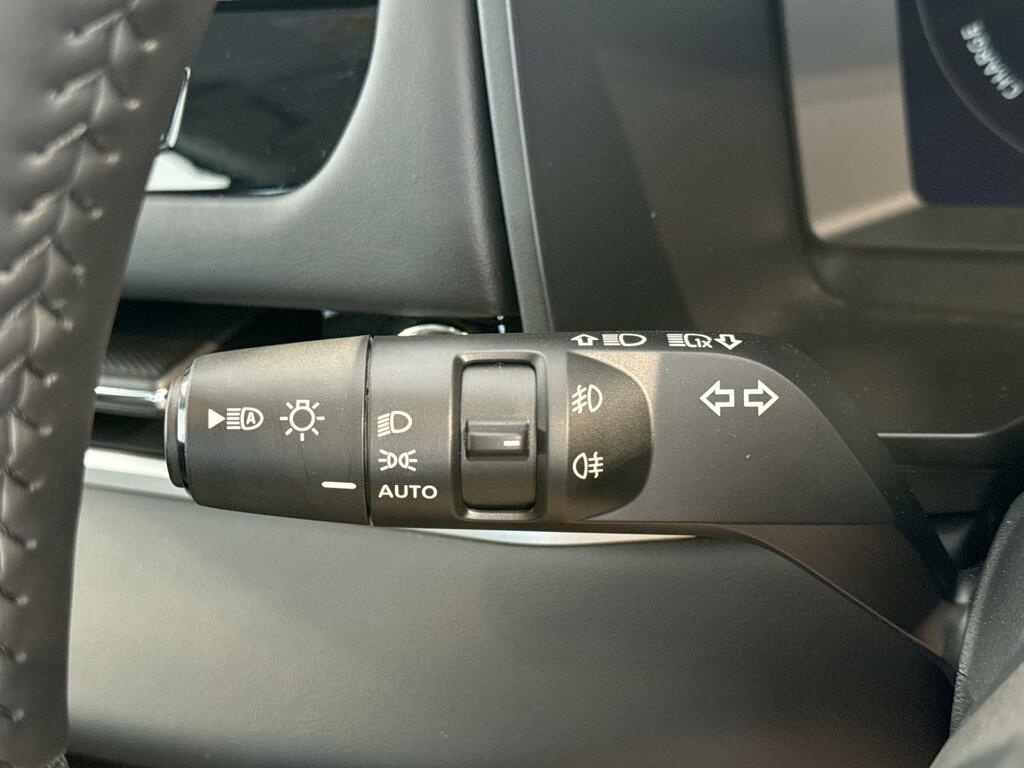 Mitsubishi Outlander 2.4 Phev Diamond 2360 cc Black #24