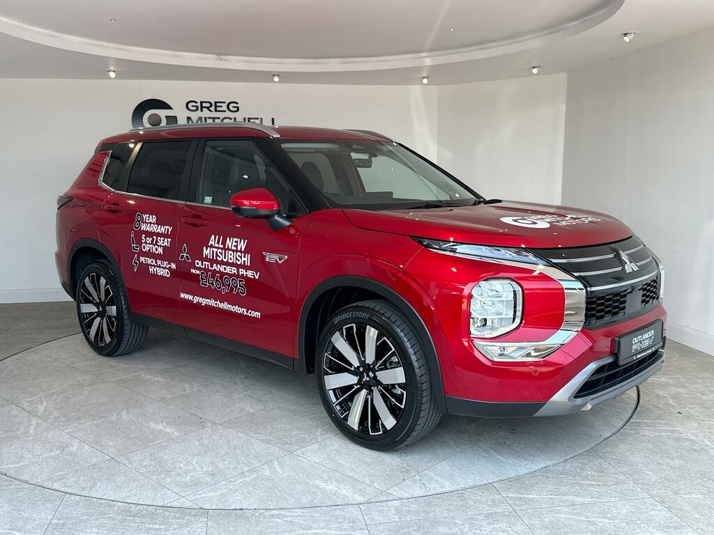 Mitsubishi Outlander 2.4 Phev Nativa Red