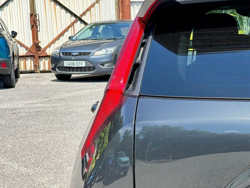 Kia Niro 1.6H Gdi 3 Suv Hybrid Dct Ss Red #28