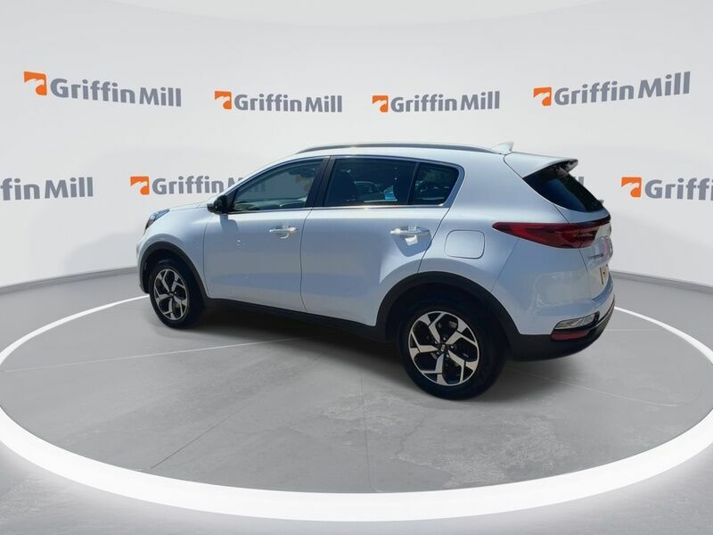 Kia Sportage 1.6 Crdi Mhev 2 Suv Hybrid Euro White #5