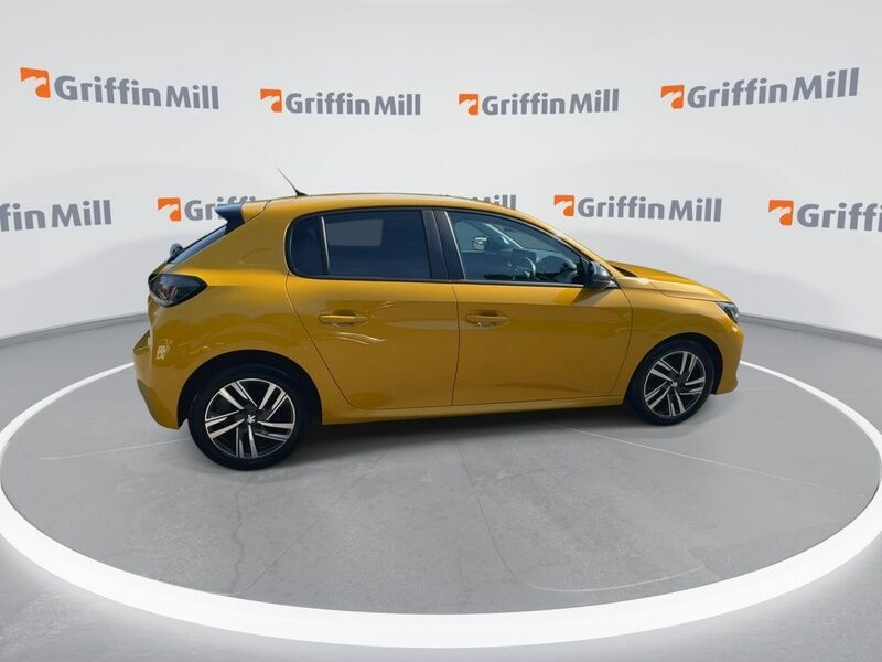 Peugeot 208 1.2 Puretech Active Premium Hatchback Yellow #6