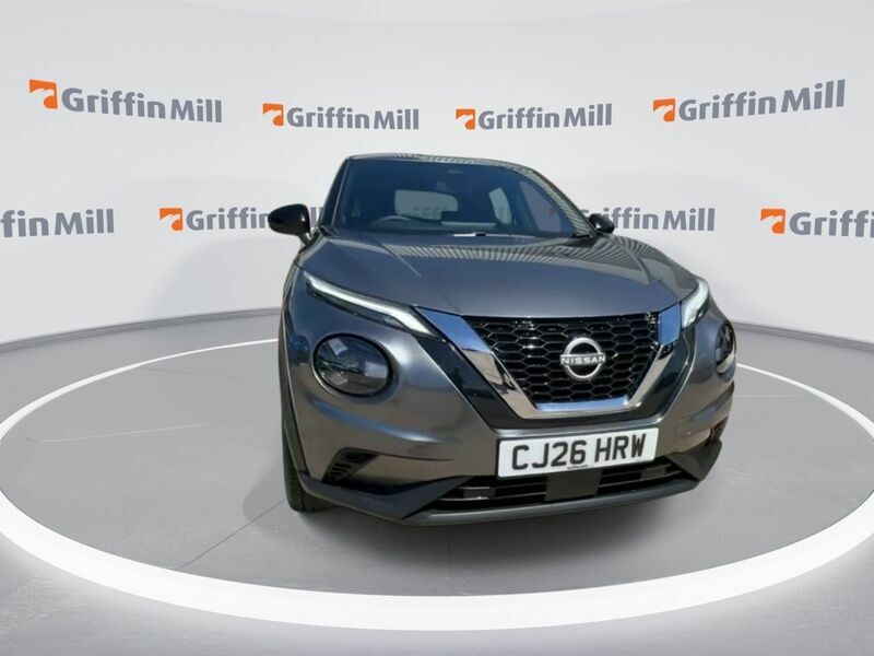 Nissan Juke Hatchback CJ26HRW #3