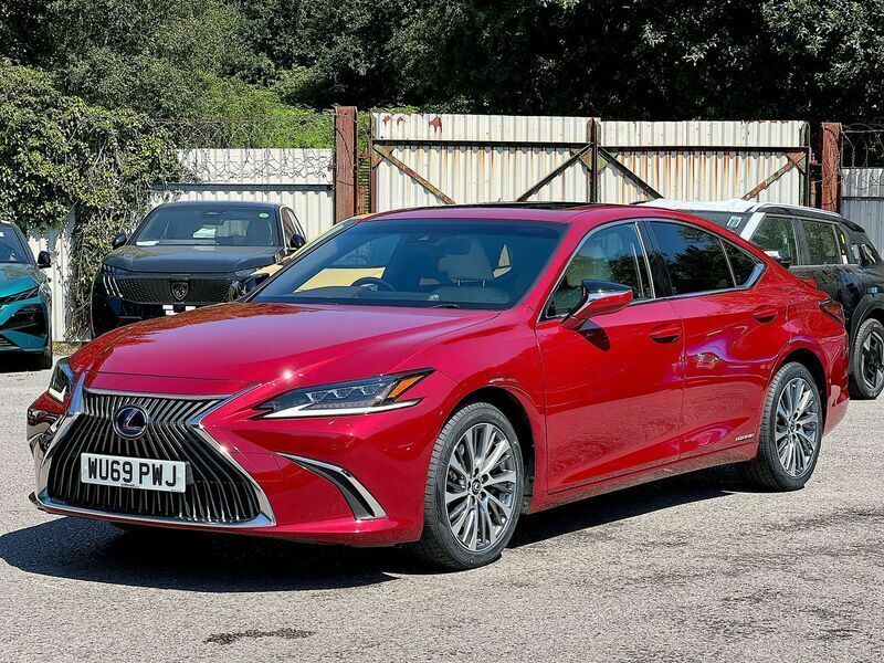 Lexus ES Es 300H Cvt White #9