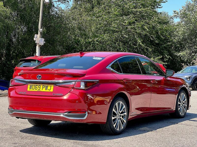 Lexus ES Es 300H Cvt White #13