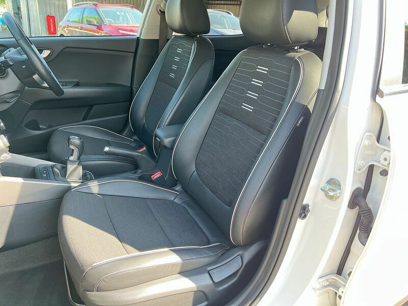 Kia Stonic Connect Mhev Grey #34
