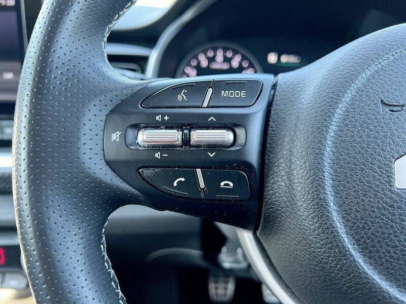 Kia Stonic Connect Mhev Grey #43