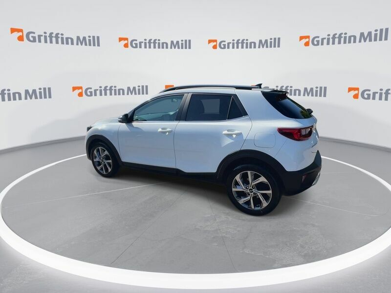 Kia Stonic 1.0 T-gdi Mhev Gt-line Suv Hybrid Manua White #5