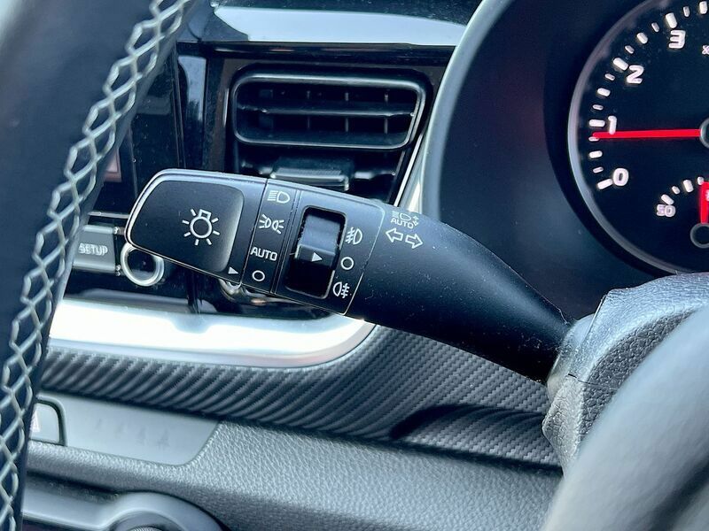 Kia Stonic Connect Mhev Grey #45
