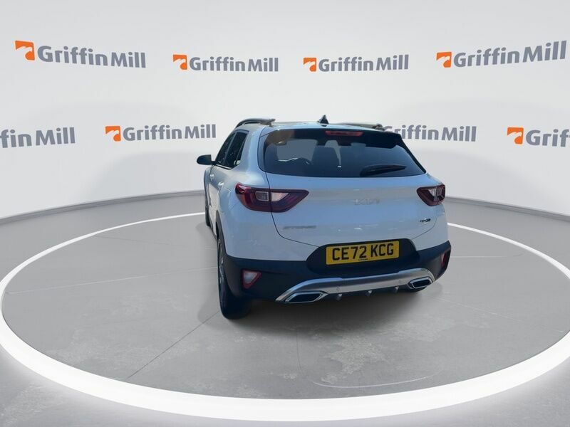Kia Stonic 1.0 T-gdi Mhev Gt-line Suv Hybrid Manua White #6