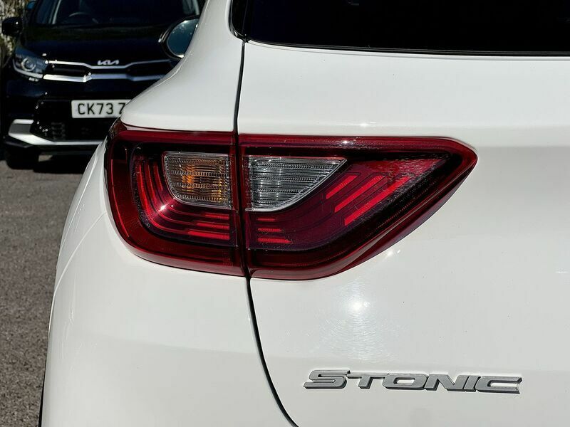 Kia Stonic Connect Mhev Grey #27