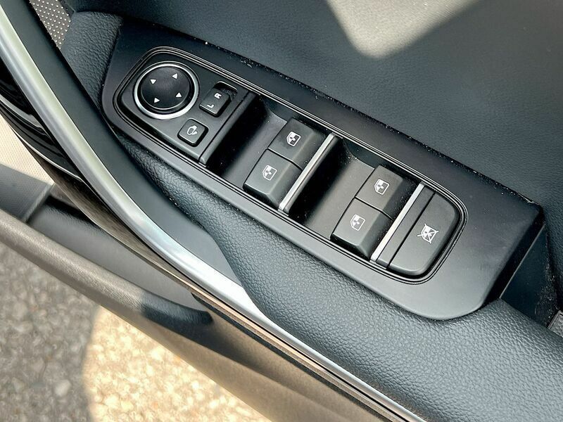 Kia Xceed 1.5T Gdi Isg 3 White #58