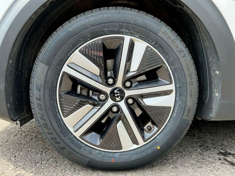 Kia Niro 64Kwh 4 Blue #17