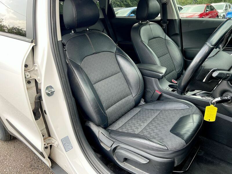Kia Niro 64Kwh 4 Blue #35