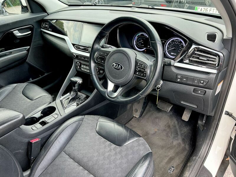 Kia Niro 64Kwh 4 Blue #32