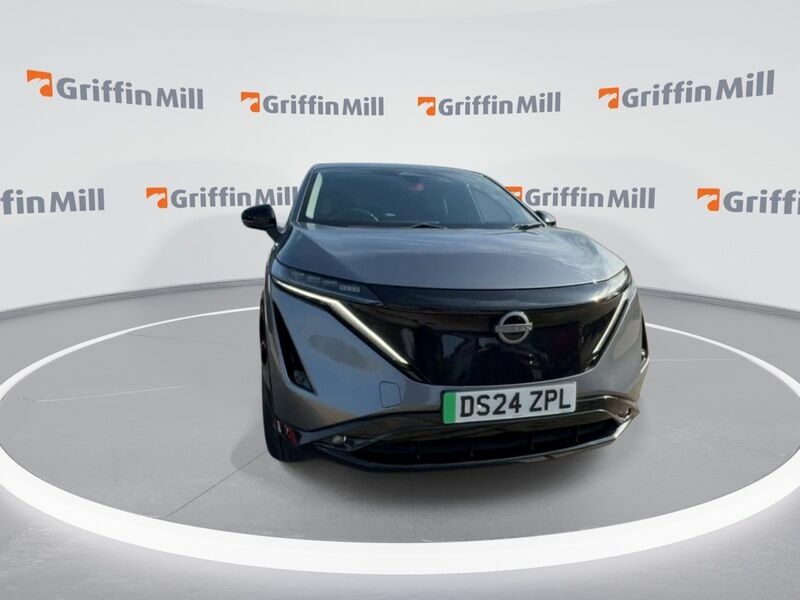 Nissan Ariya 87Kwh Advance Suv 22Kw Charger Grey #3