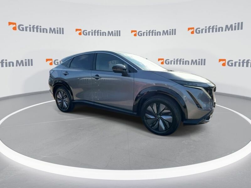 Nissan Ariya 87Kwh Advance Suv 22Kw Charger Grey #2