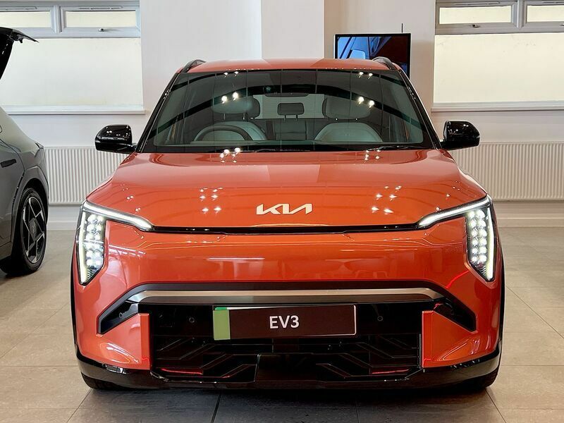 Kia EV3 81.4Kwh Gt-line Suv 201 Bhp Orange #2