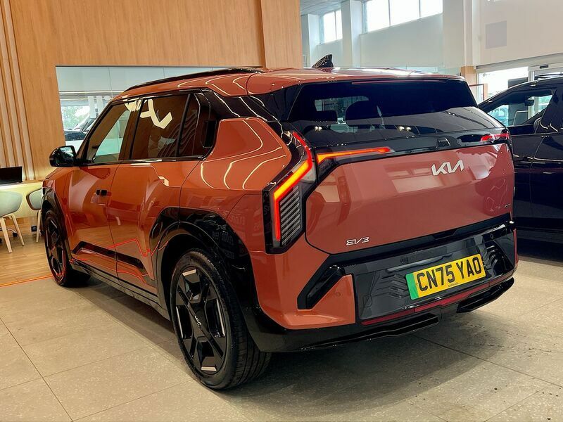 Kia EV3 81.4Kwh Gt-line Suv 201 Bhp Orange #3