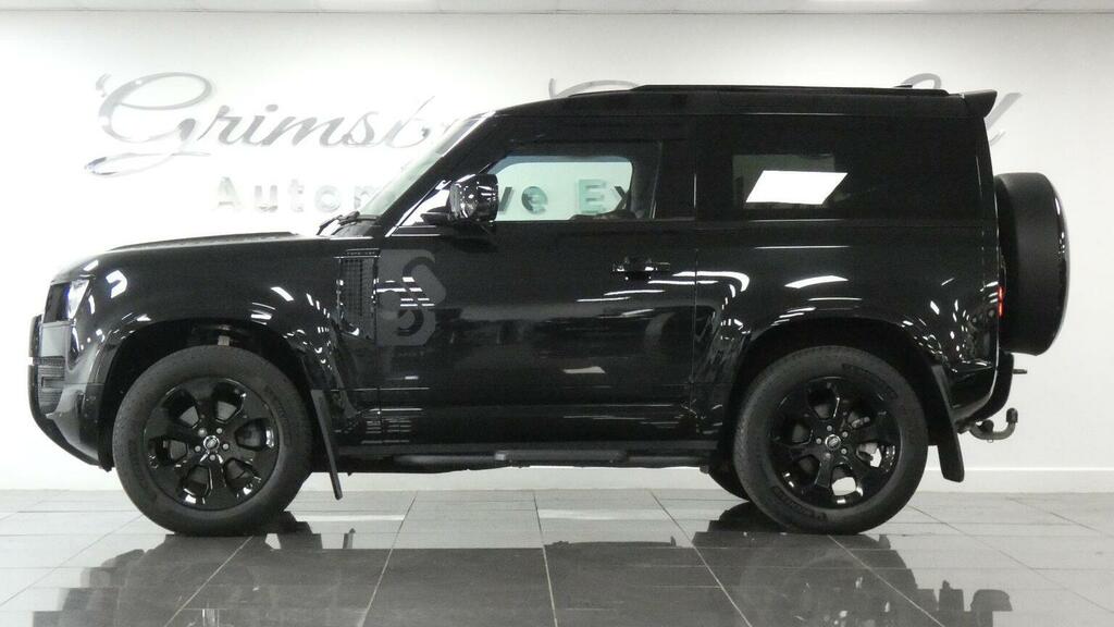 Land Rover Defender 90 Suv 3.0 D250 Mhev X-dynamic Se 4Wd Euro 6 S AV74OKN Black #2