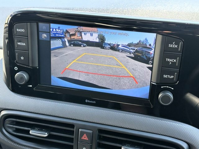 Hyundai I10 Se Connect Mpi - Full Manufacturer Warranty Until Red #18