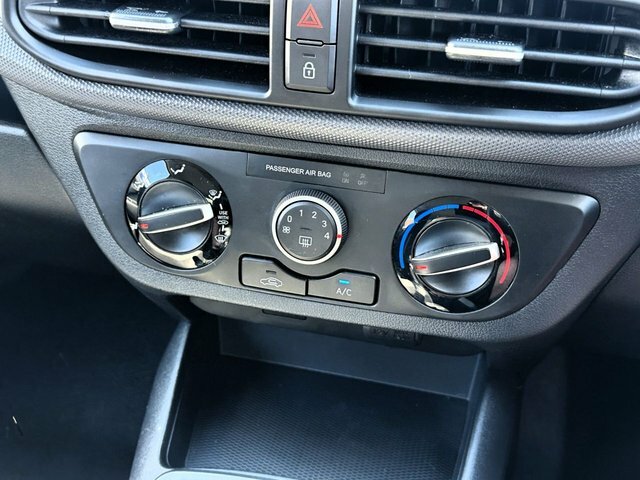 Hyundai I10 Se Connect Mpi - Full Manufacturer Warranty Until Red #20