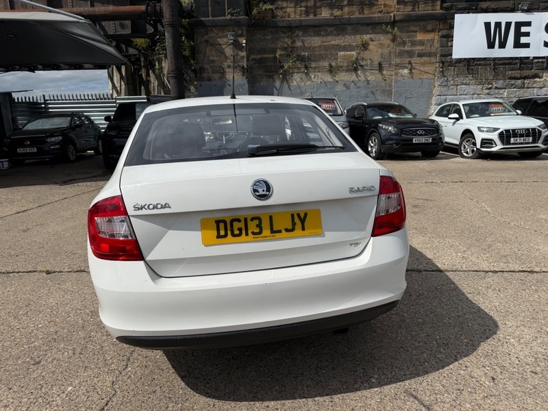 Skoda Rapid S Tsi White #6