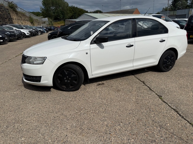 Skoda Rapid S Tsi White #4