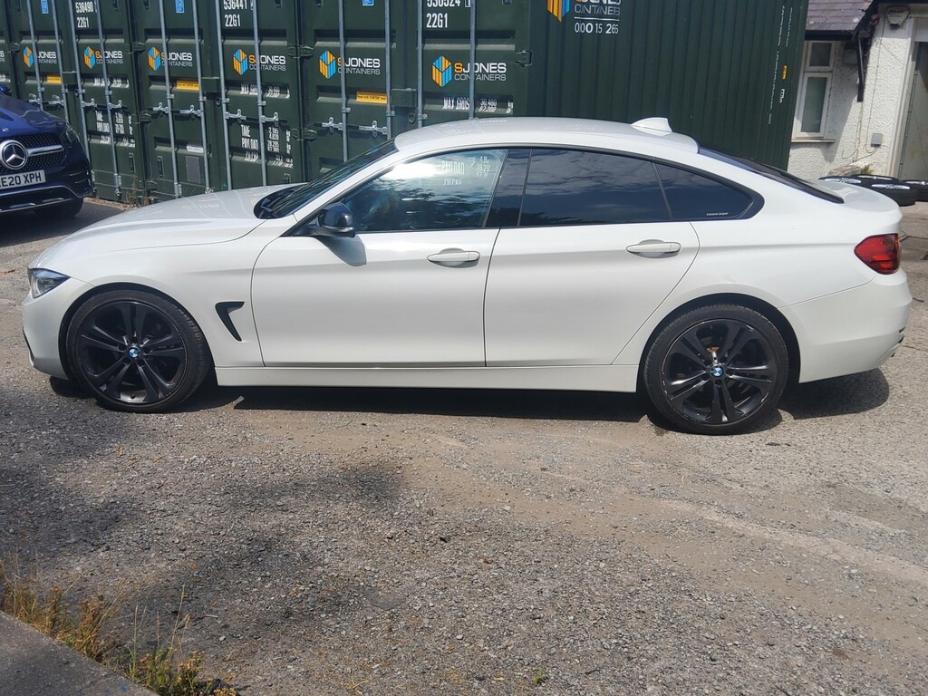 BMW 4 Series Gran Coupe Coupe 420D Sport Gran Coupe 2016 MRZ4329 White #5