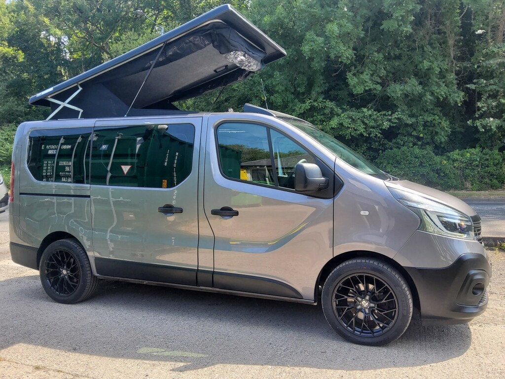 Renault Trafic Camper Van 2.0 Sl28 Energy Dci 120 Business My19 Grey #4