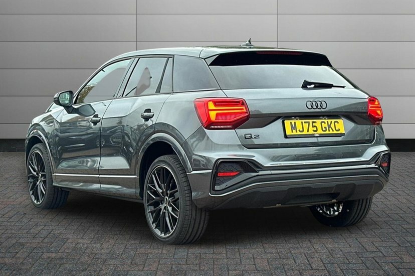 Audi Q2 1.0 Tfsi 30 Black Edition Suv 1 MJ75GKC Grey #3