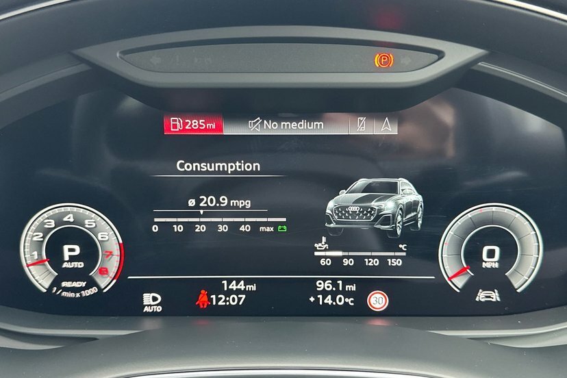 Audi Q8 3.0 Tfsi V6 55 Black Edition Suv Tiptro White #6