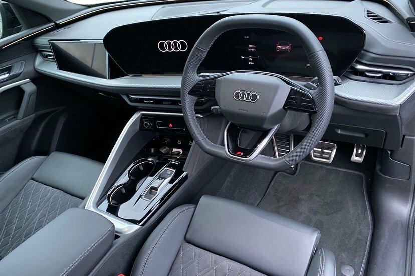Audi Q5 2.0 Tdi Edition 1 Suv S Tronic Quattro WU75FBC Black #6