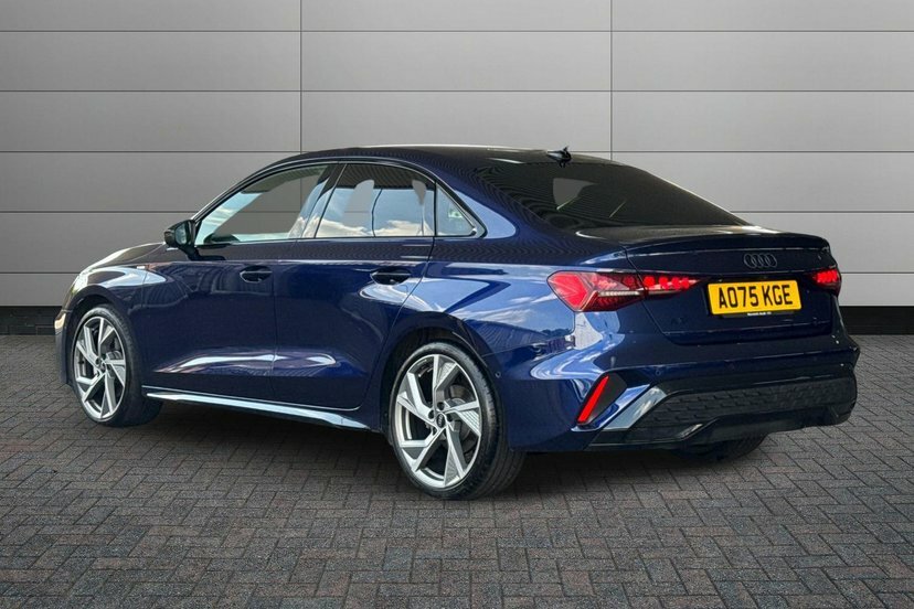 Audi A3 2.0 Tdi 35 Black Edition Saloon S Troni AO75KGE Blue #5