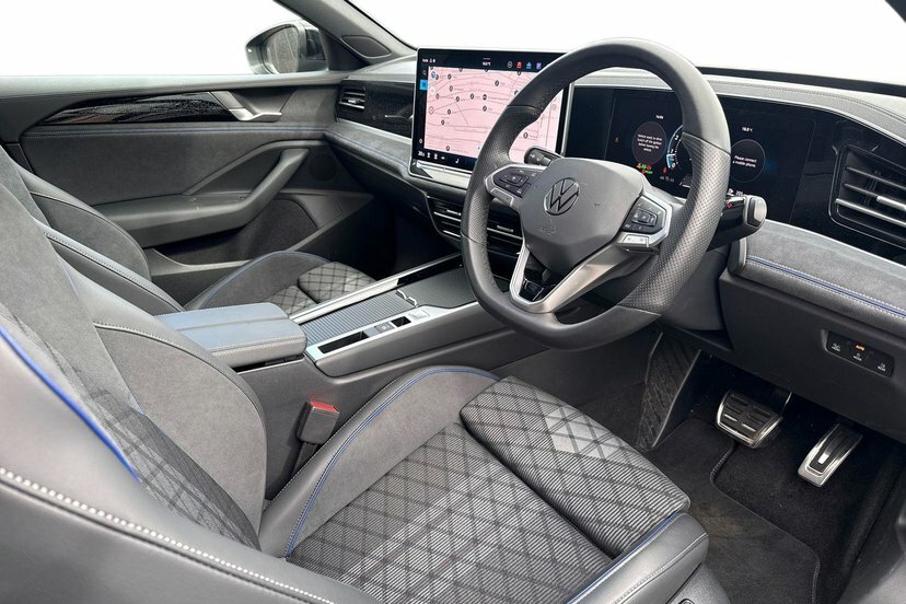 Volkswagen Passat 1.5 Etsi Mhev R-line Estate Hybrid Dsg Green #6