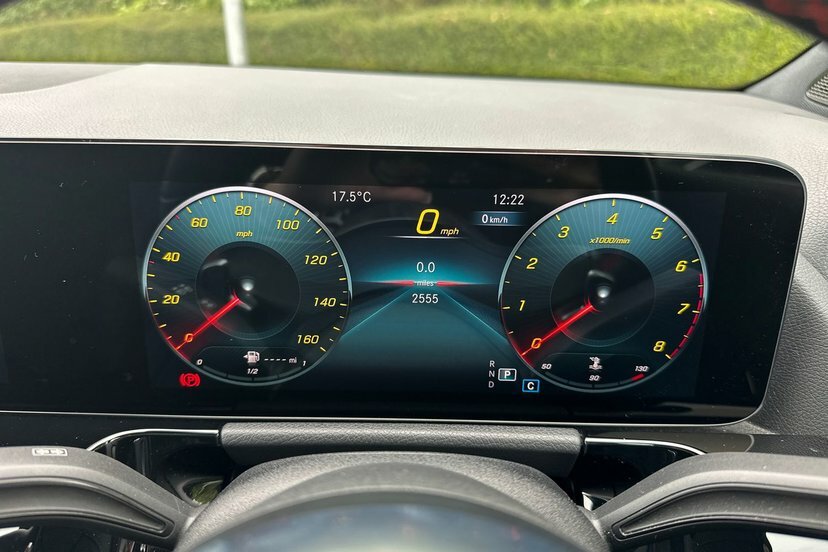 Mercedes-Benz GLA Class 1.3 Gla180 Amg Line Premium Suv 7G-dc Black #6