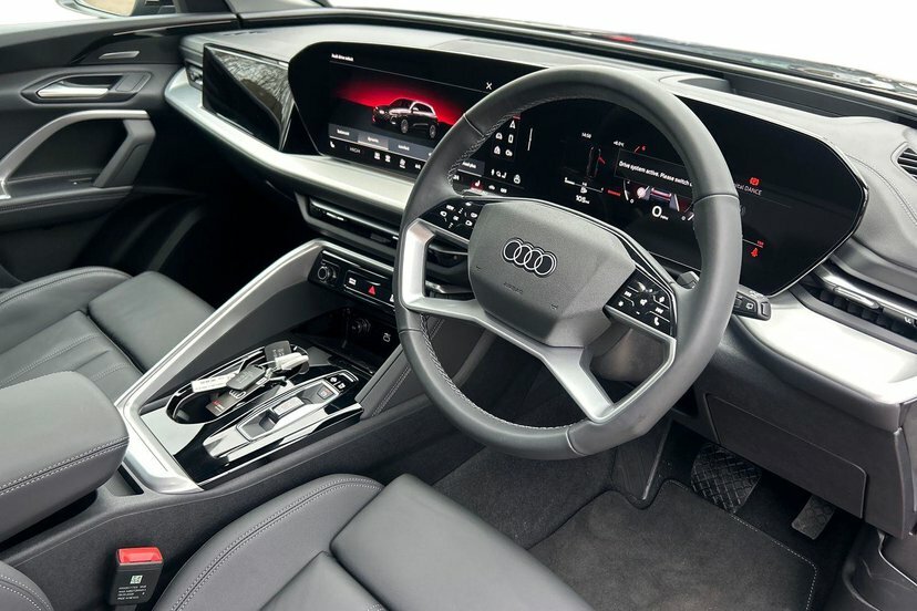 Audi Q5 2.0 Tdi Sport Suv S Tronic Quattro 204 Black #4